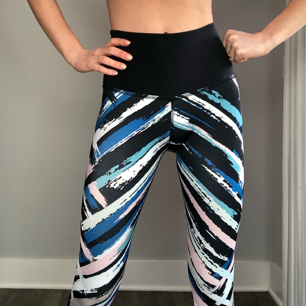 Beyond Yoga multicolor print high waist leggings